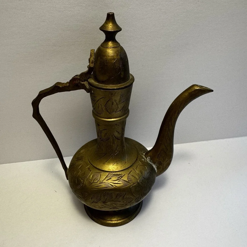 Vintage Mini‎ Brass Genie Oil Pitcher Etched Lid Decanter 6